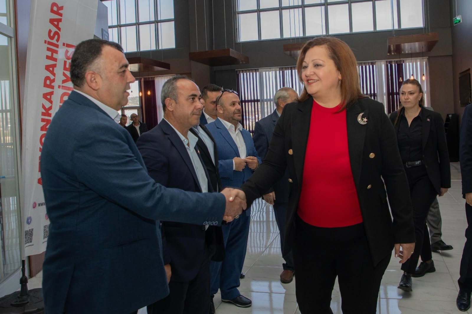 Afyon’da muhtarlar aynı çatı altında buluştu 5 Afyon’da muhtarlar aynı çatı altında buluştu