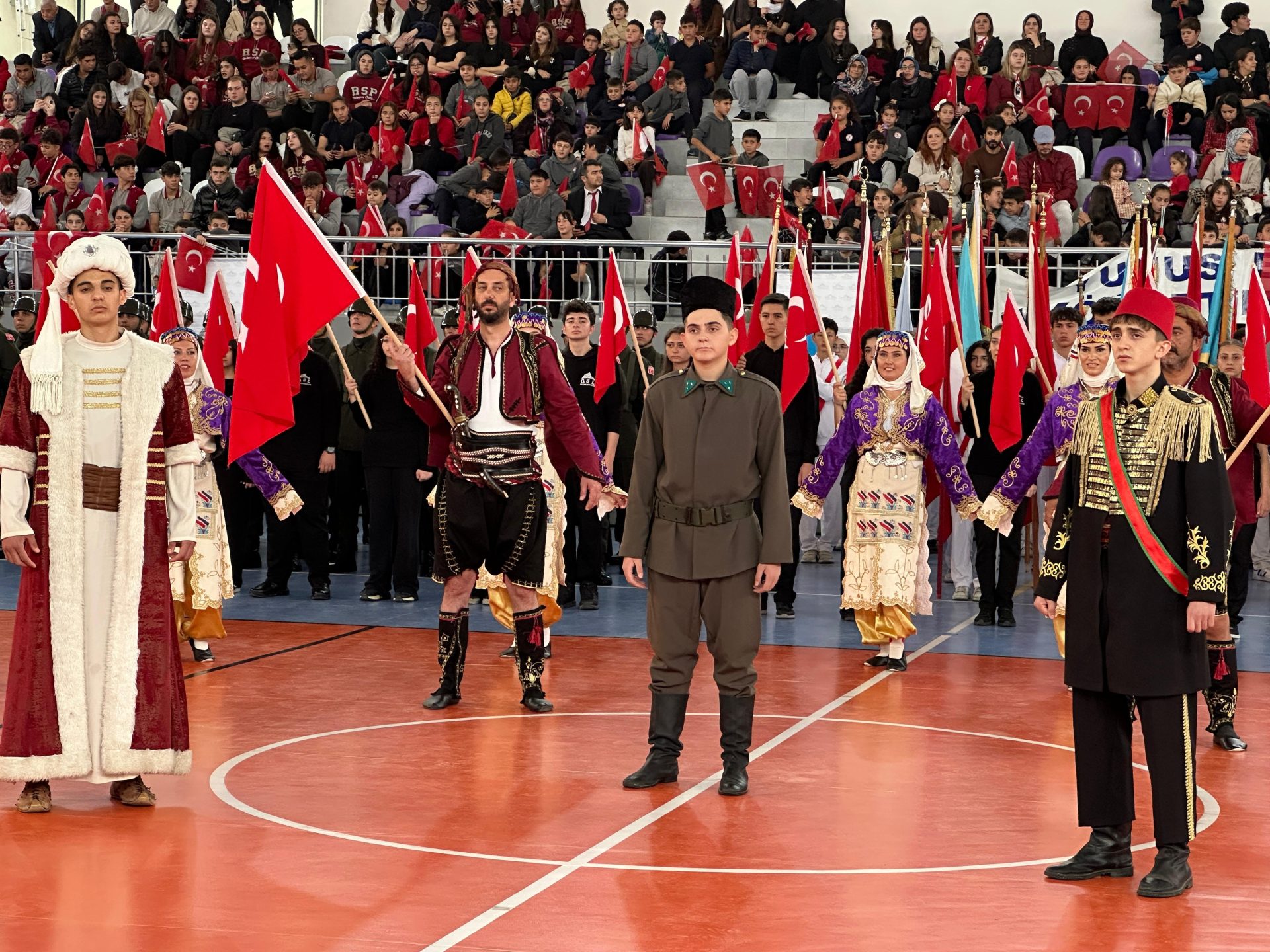 Afyonkarahisar’da Cumhuriyet Bayramı coşkuyla kutlandı