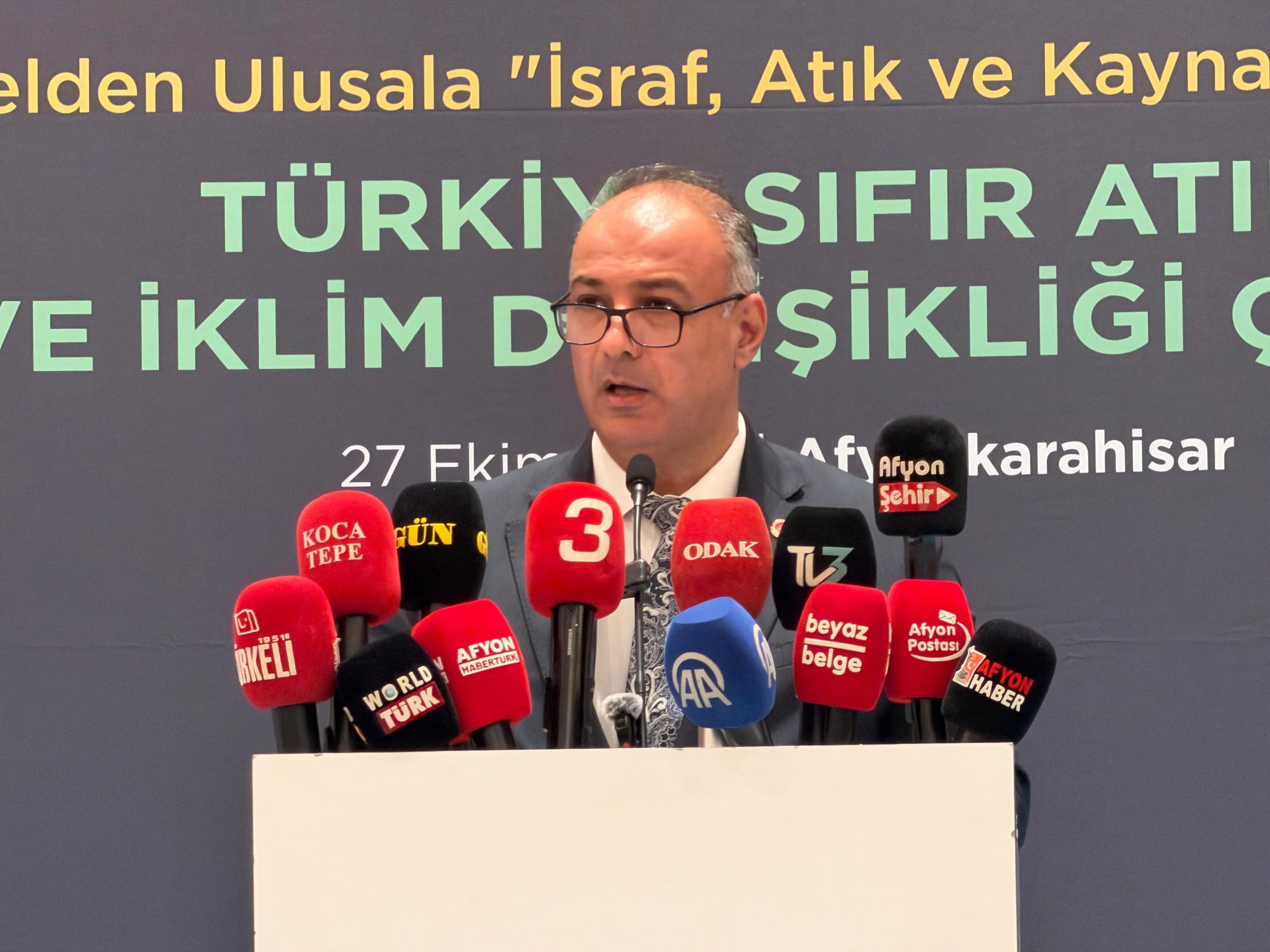 Afyonkarahisar’da Sıfır Atık Çalıştayı başladı 9 Afyonkarahisar’da Sıfır Atık Çalıştayı başladı