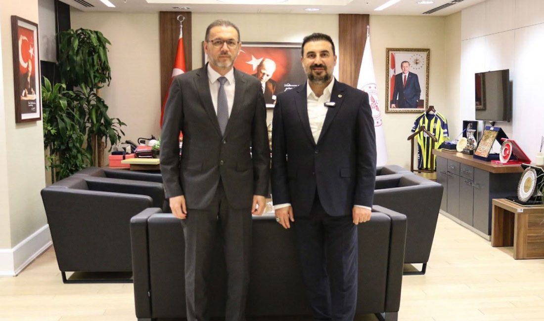 AK Parti Afyonkarahisar İl Başkanı Dr. Özgür Kavak, Sağlık Bakan