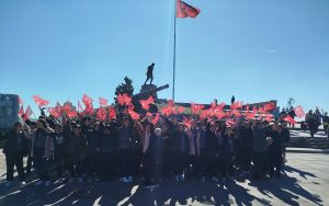 Afyonkarahisar Yunus Emre Ortaokulu, öğrencilerine millî tarih bilincini kazandırmak, vatan