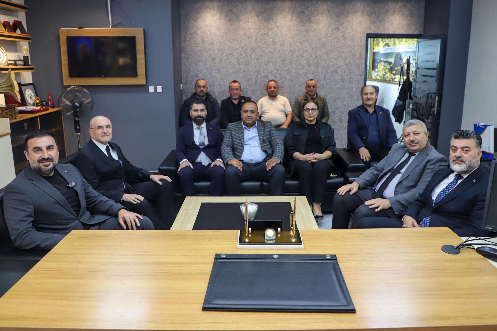 Başkan Kavak’tan muhtarlara anlamlı ziyaret