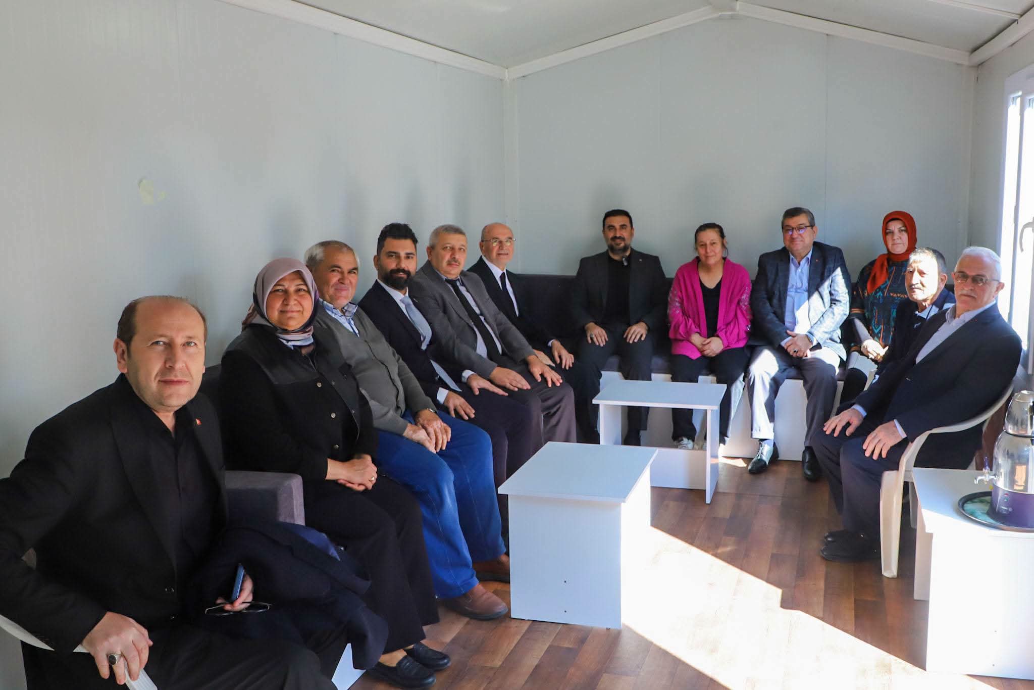 Başkan Kavak’tan muhtarlara anlamlı ziyaret