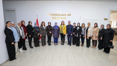 AK Parti Genel Merkez Kadın Kolları Başkanı ve İstanbul Milletvekili