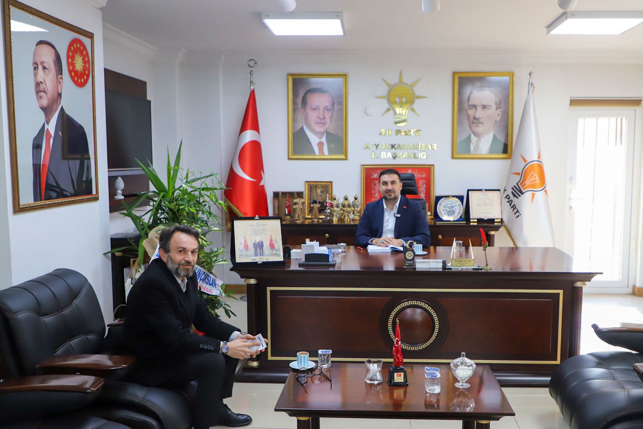 Başkan Özgür Kavak’a ziyaret trafiği 1 Başkan Özgür Kavak’a ziyaret trafiği