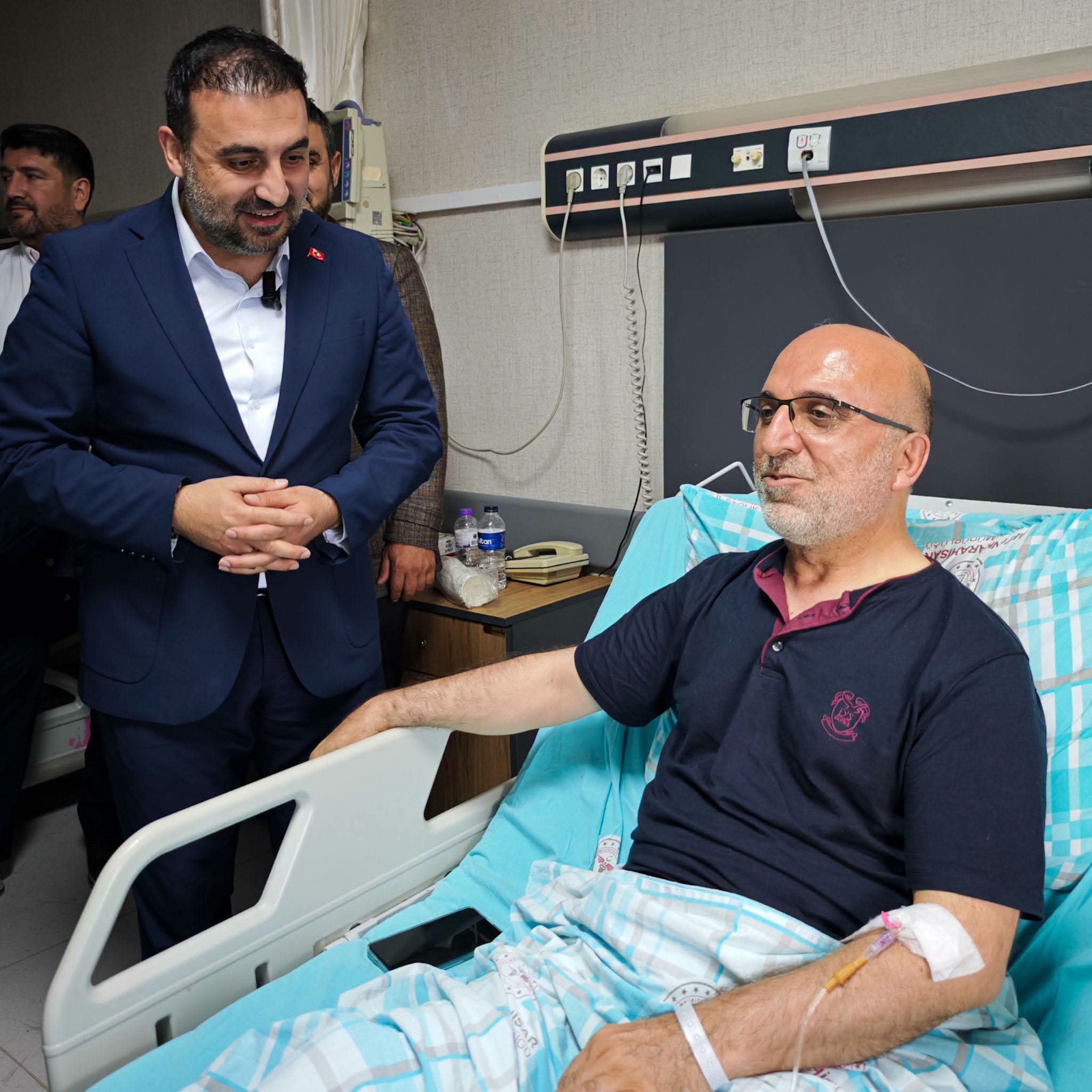 Başkan Özgür Kavak’tan müftüye geçmiş olsun ziyareti 1 Başkan Özgür Kavak’tan müftüye geçmiş olsun ziyareti