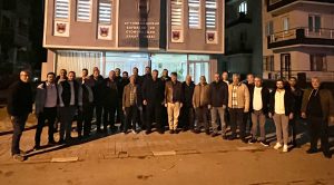 Afyonkarahisar’da taksici esnafı ve şoförler, korsan taşımacılığa karşı birlik oldu.