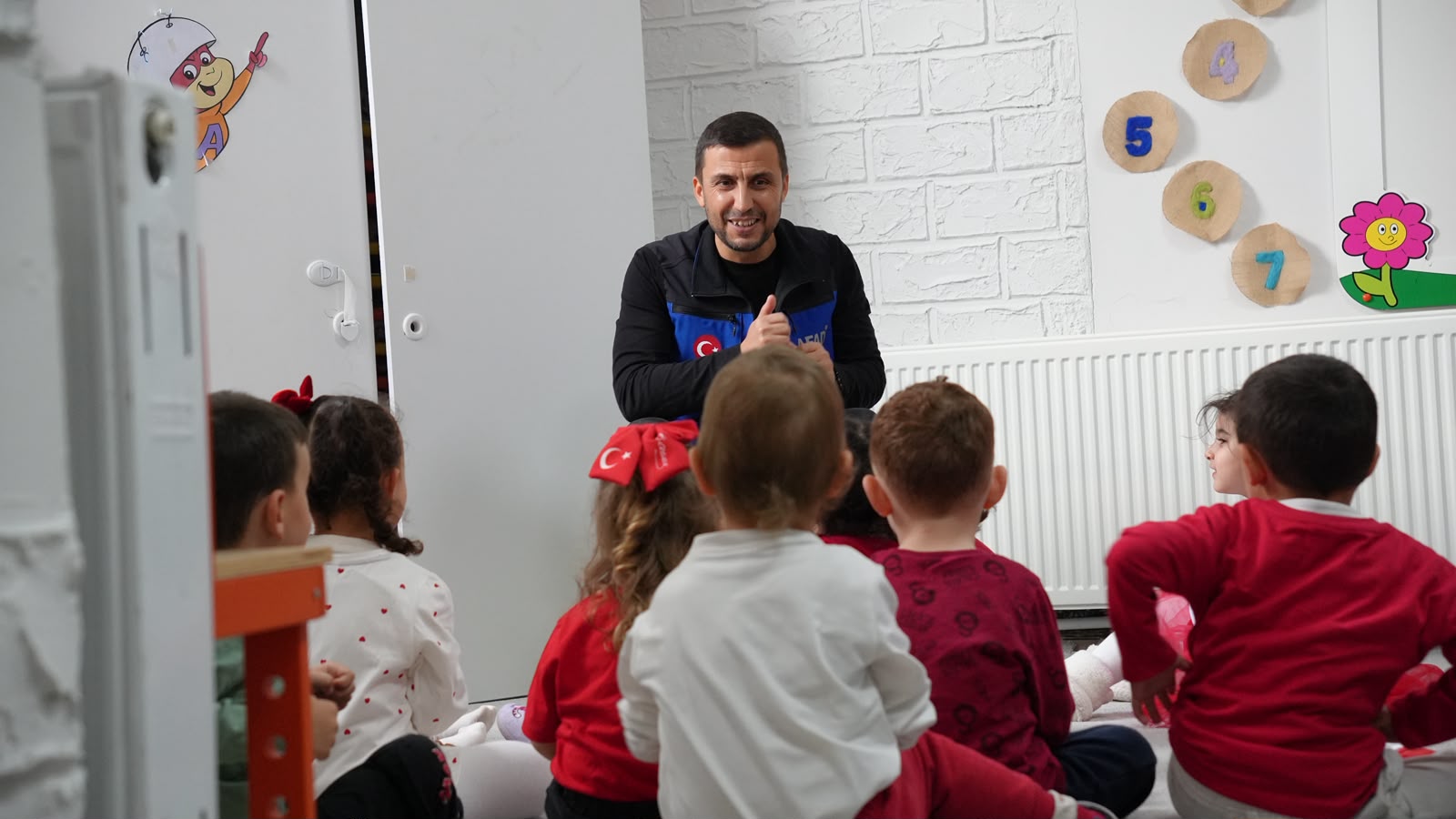 Bolvadin’de çocuklara erken yaşta afet bilinci 5 Bolvadin’de çocuklara erken yaşta afet bilinci