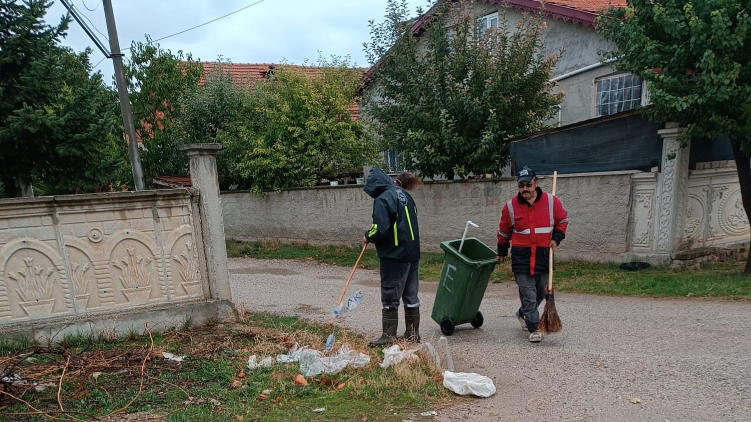 Afyonkarahisar Bolvadin Belediyesi, ilçe genelinde daha temiz ve yaşanabilir bir