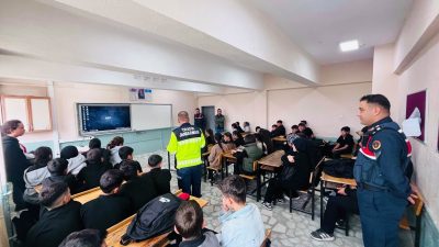 Afyonkarahisar’ın Çobanlar ilçesine bağlı Kocaöz beldesindeki bir okulda, "Trafik Dedektifleri