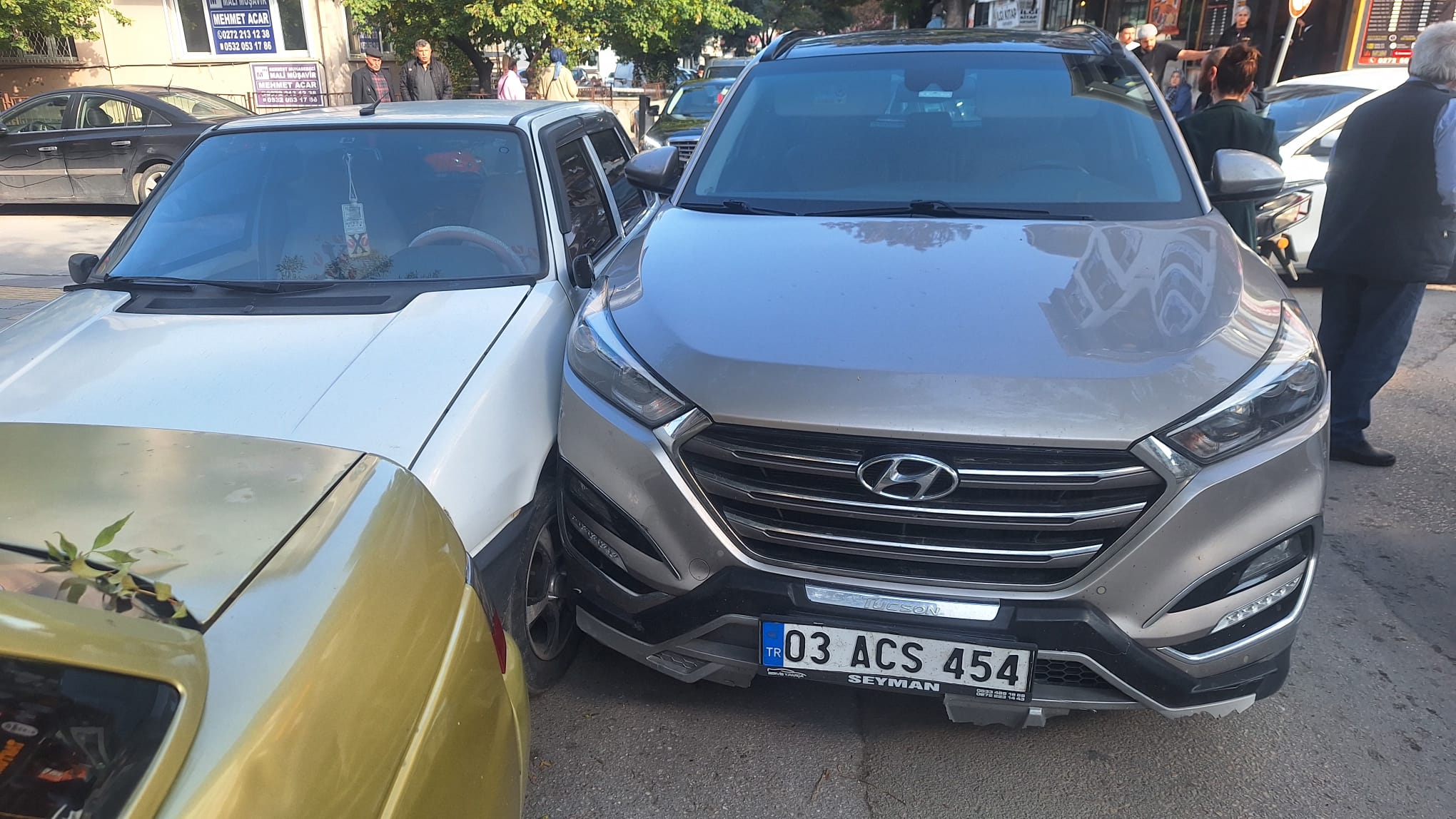Dumlupınar Mahallesi’nde zincirleme kaza