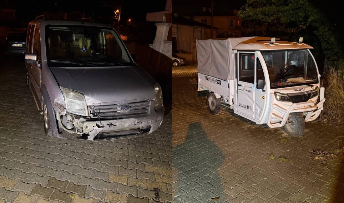Afyonkarahisar'ın Bolvadin ilçesinde hafif ticari araç ile üç tekerlekli motosikletin