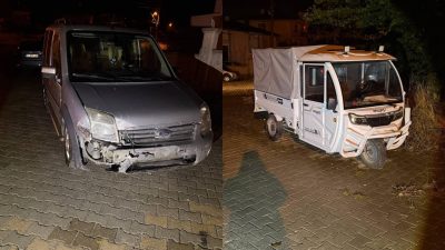 Afyonkarahisar'ın Bolvadin ilçesinde hafif ticari araç ile üç tekerlekli motosikletin