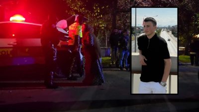 Bursa'nın İnegöl ilçesinde otomobil ile motosikletin çarpıştığı kazada, otomobilin altında