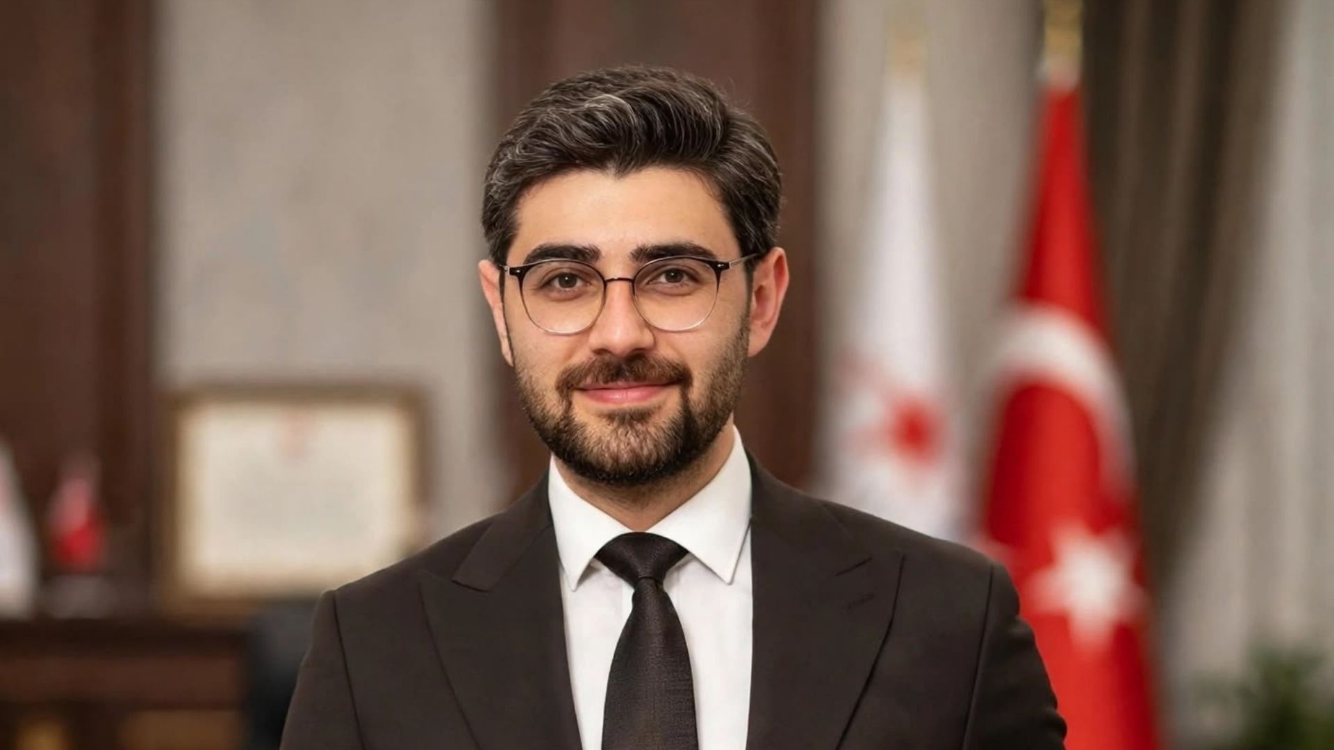 Afyonkarahisar’ın Bolvadin ilçesinde gerçekleştirilen baro temsilciliği seçimlerinde Av. Samet Özaydın,