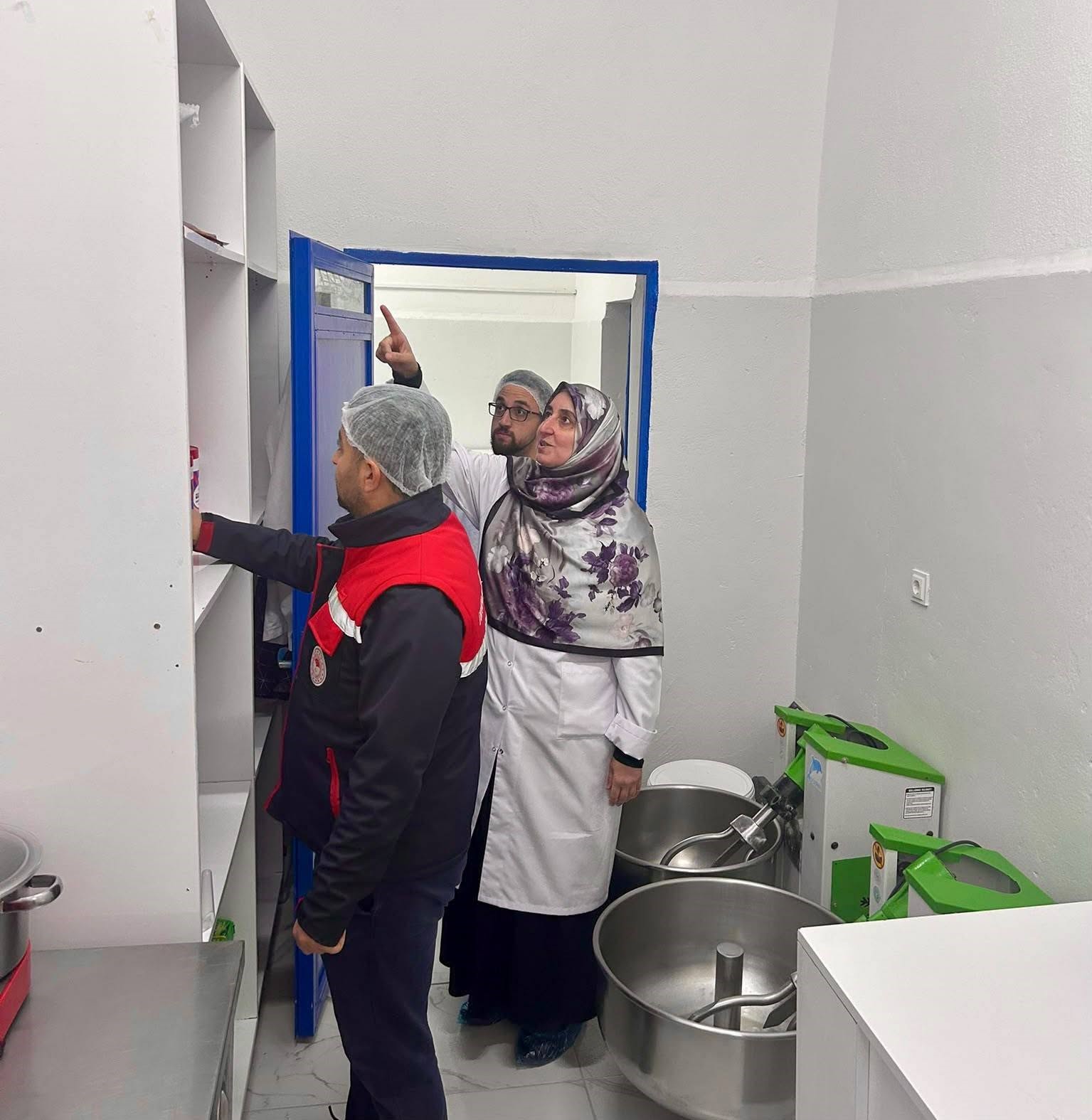Gıda işletmelerine yönelik denetimler sürüyor 1 Gıda işletmelerine yönelik denetimler sürüyor