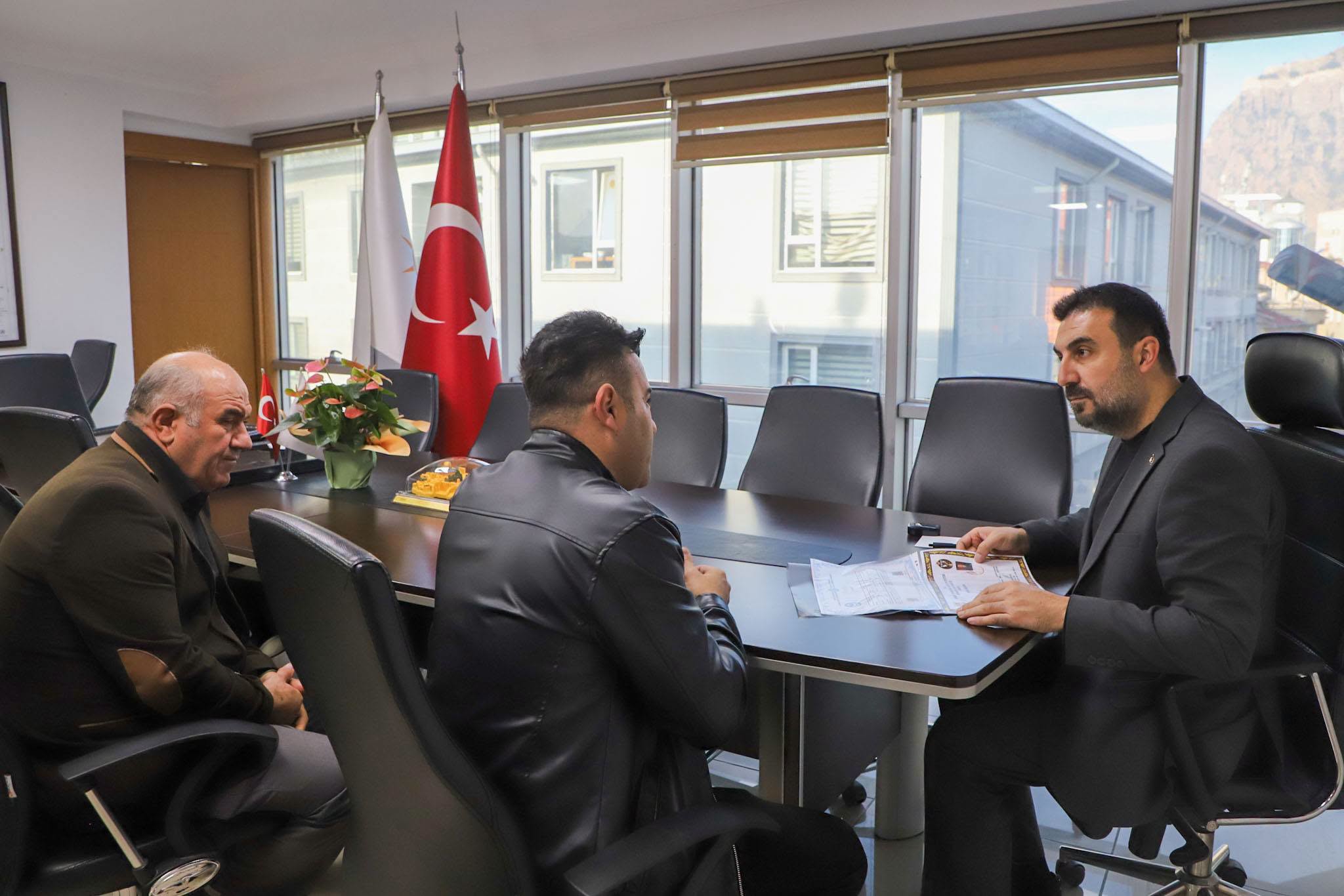 Güne vatandaş buluşmasıyla başladı 3 Güne vatandaş buluşmasıyla başladı