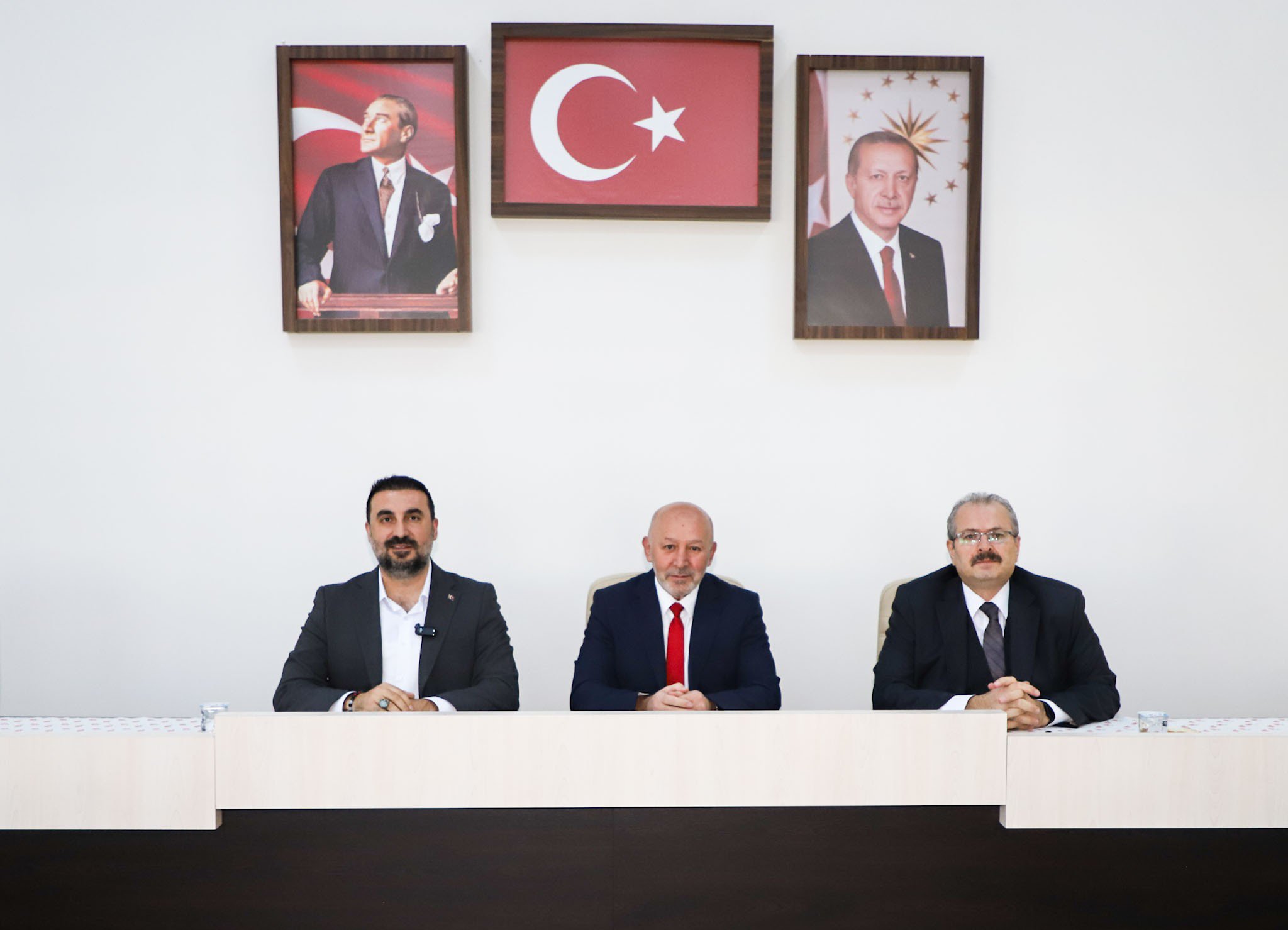 AK Parti’de İl Genel Meclisi grup toplantısı gerçekleştirildi