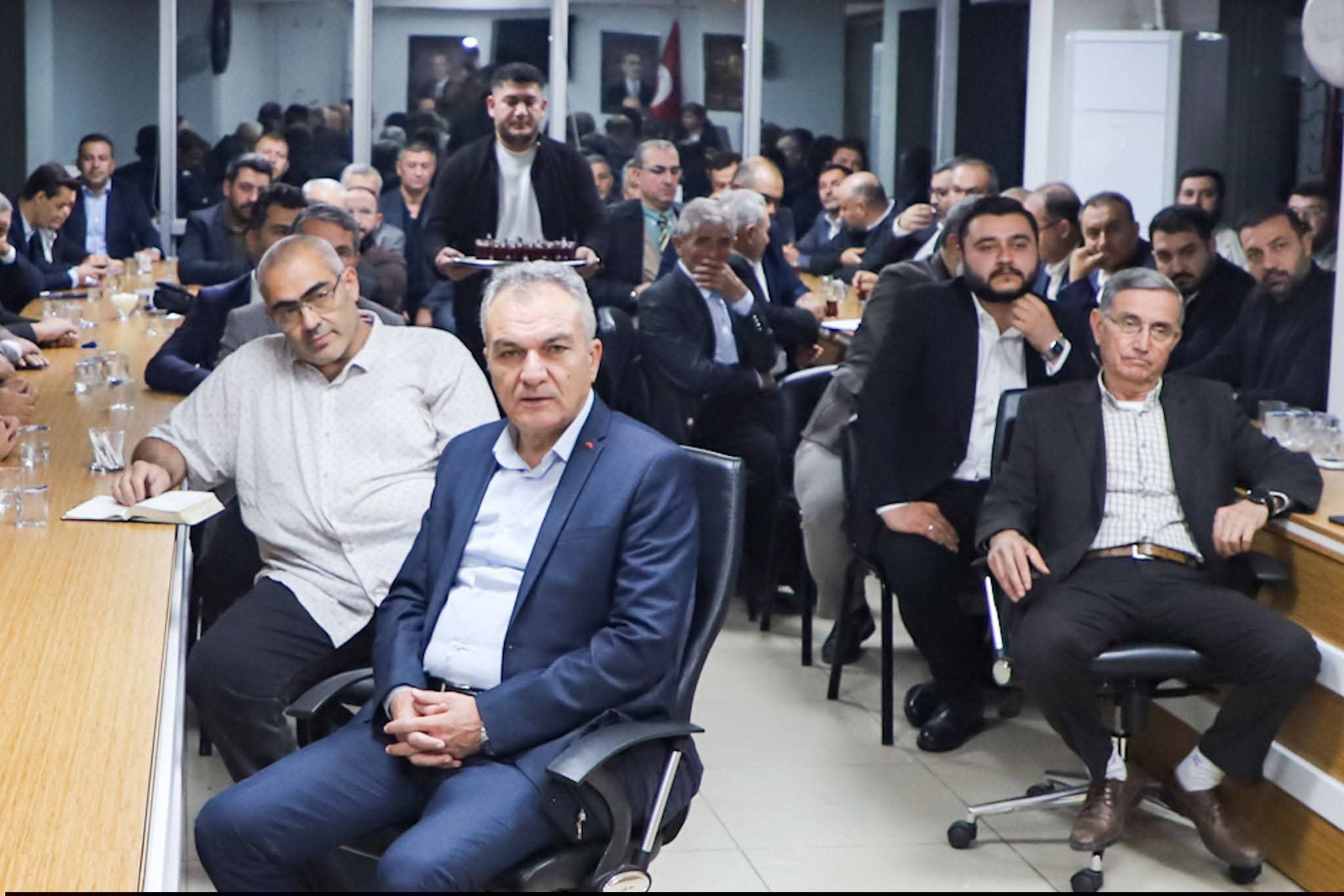 Özgür Kavak başkanlığında teşkilatta yeni haftanın yol haritası belirlendi 3 Özgür Kavak başkanlığında teşkilatta yeni haftanın yol haritası belirlendi