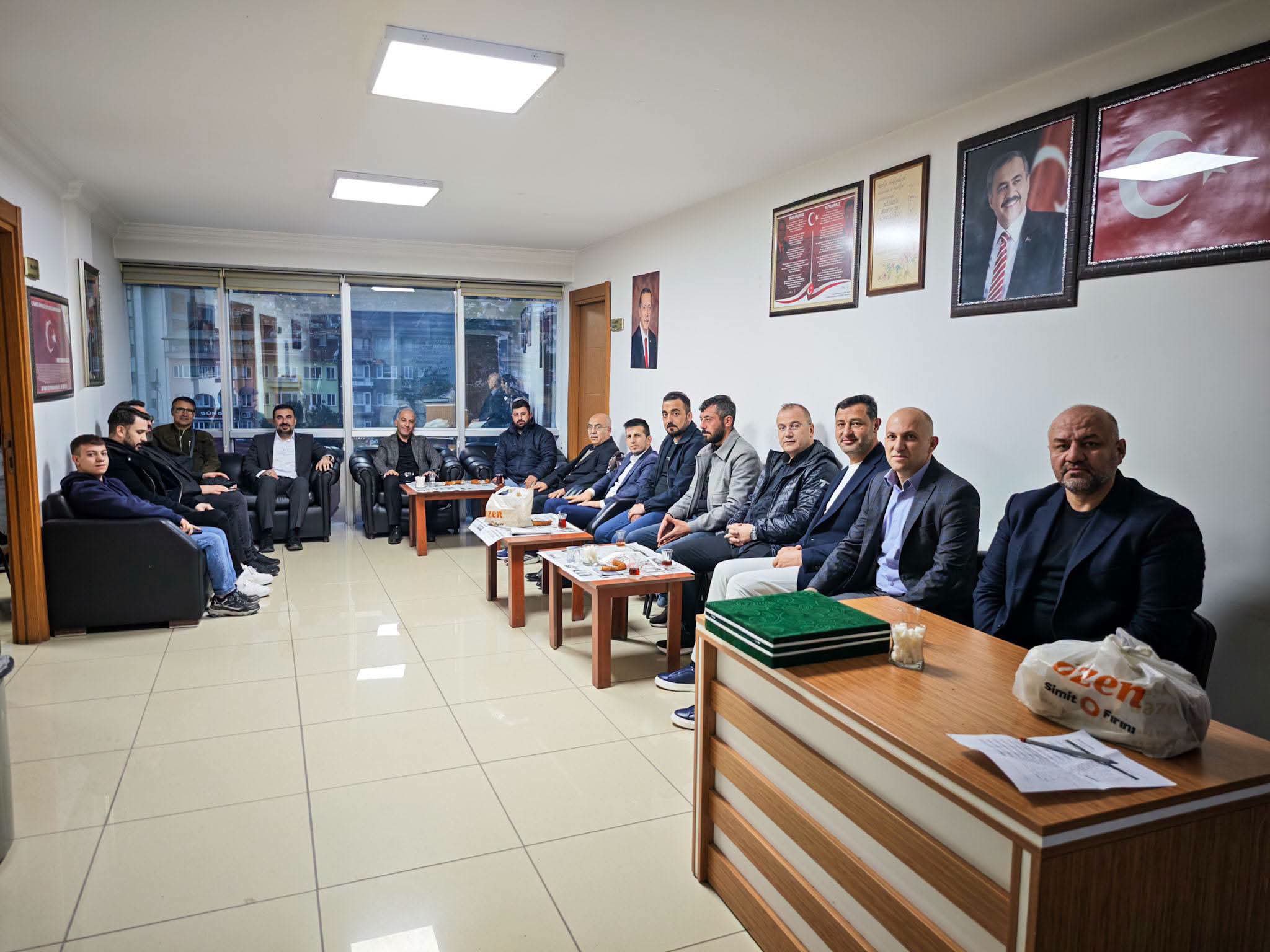 Kavak’tan vatandaşlara açık kapı: Sabahın ilk ışıklarıyla mesai başlıyor