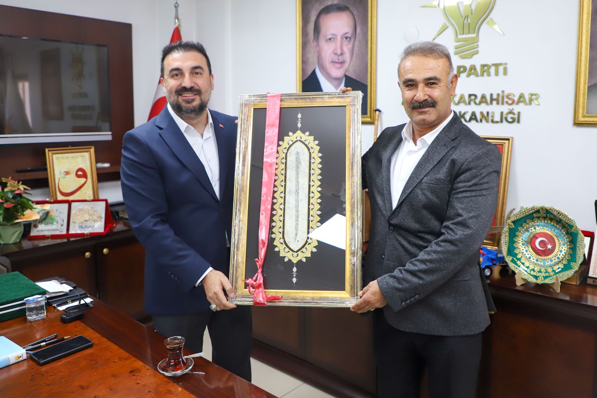 Konya Yunak teşkilatından Özgür Kavak’a hayırlı olsun ziyareti 1 Konya Yunak teşkilatından Özgür Kavak’a hayırlı olsun ziyareti