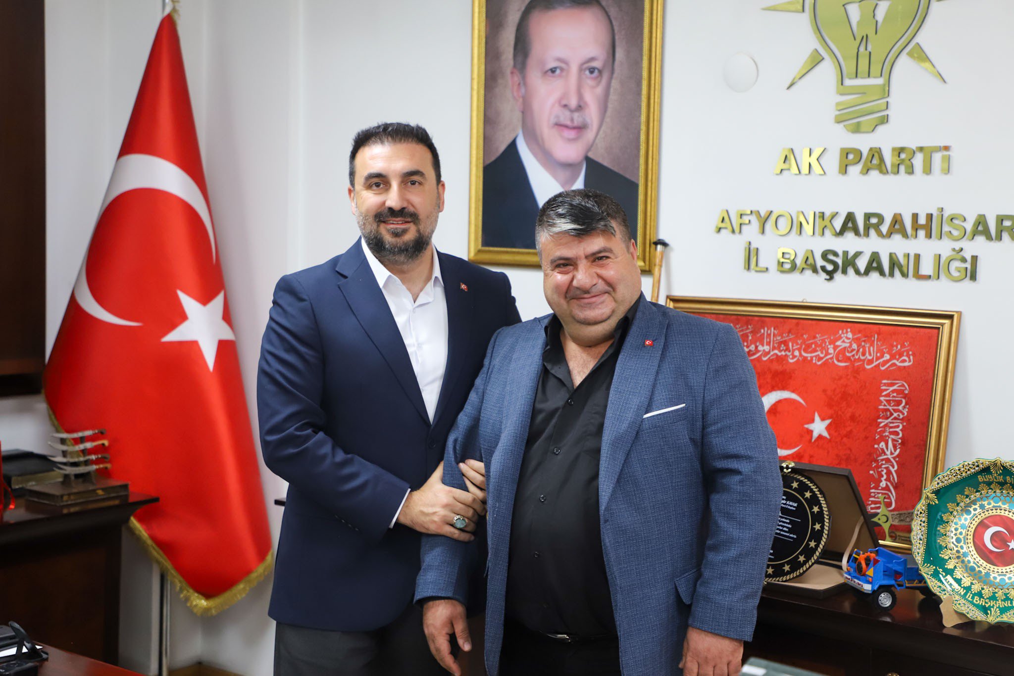 Konya Yunak teşkilatından Özgür Kavak’a hayırlı olsun ziyareti 3 Konya Yunak teşkilatından Özgür Kavak’a hayırlı olsun ziyareti