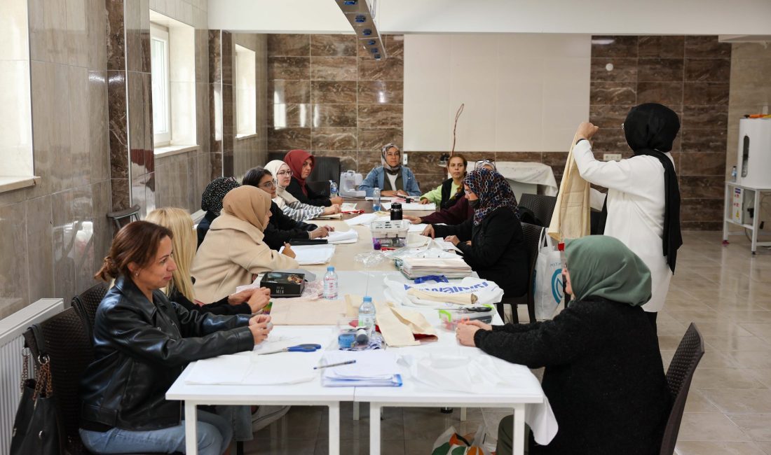 Afyonkarahisar Belediyesi, kadınların emeğini ve üretimini desteklemek amacıyla Mareşal Fevzi
