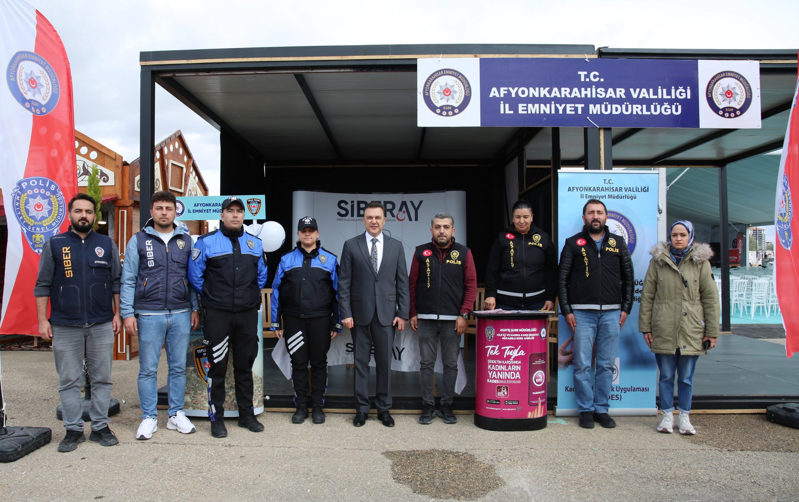 GastroAfyon’da güvenlik tedbirleri üst seviyede 3 GastroAfyon’da güvenlik tedbirleri üst seviyede