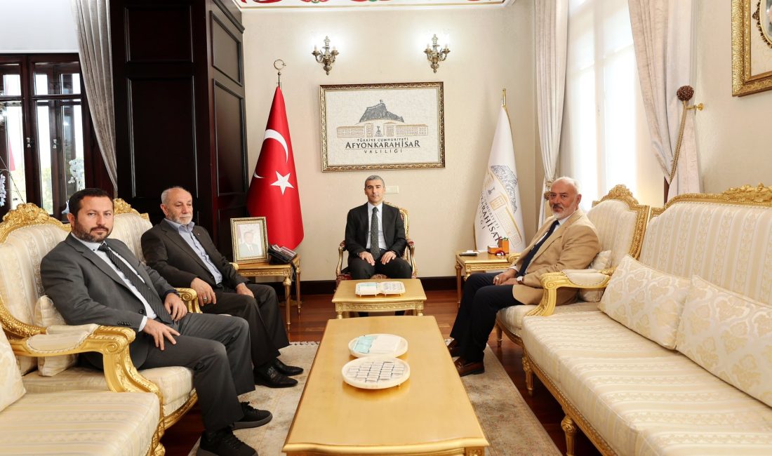Afyonkarahisar Valisi Dr. Naci Aktaş, kentte faaliyet gösteren oda ve
