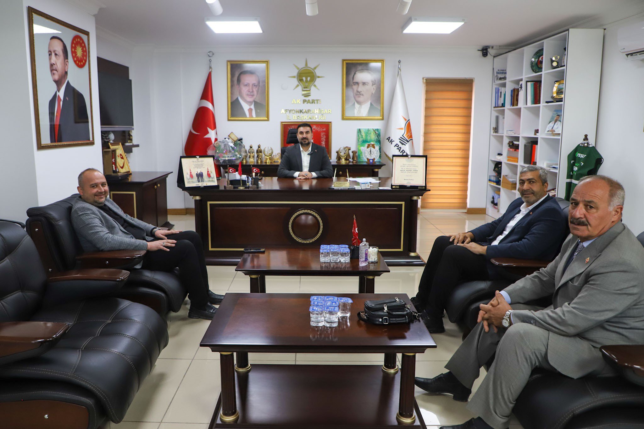 AK Parti Afyonkarahisar İl Başkanı Dr. Özgür Kavak, Sultandağı İlçe