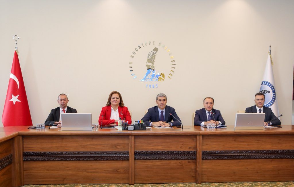 Afyonkarahisar Valisi Dr. Naci Aktaş başkanlığında, Afyon Kocatepe Üniversitesi 2026-2027