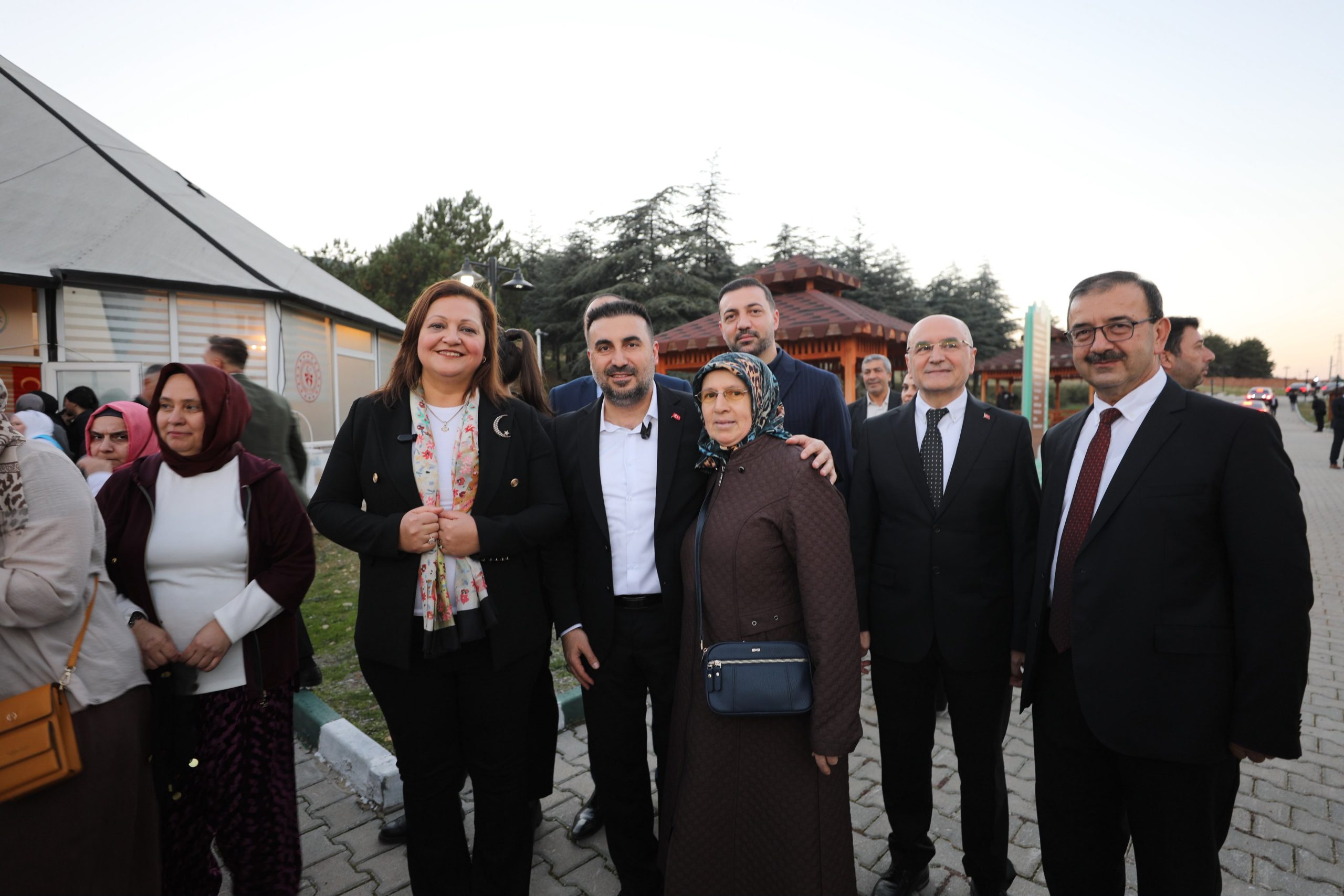 Bakan Göktaş ve Özgür Kavak, Sultandağı’ndaki Anne-Kız Kampı’nda buluştu 1 Bakan Göktaş ve Özgür Kavak, Sultandağı’ndaki Anne-Kız Kampı’nda buluştu