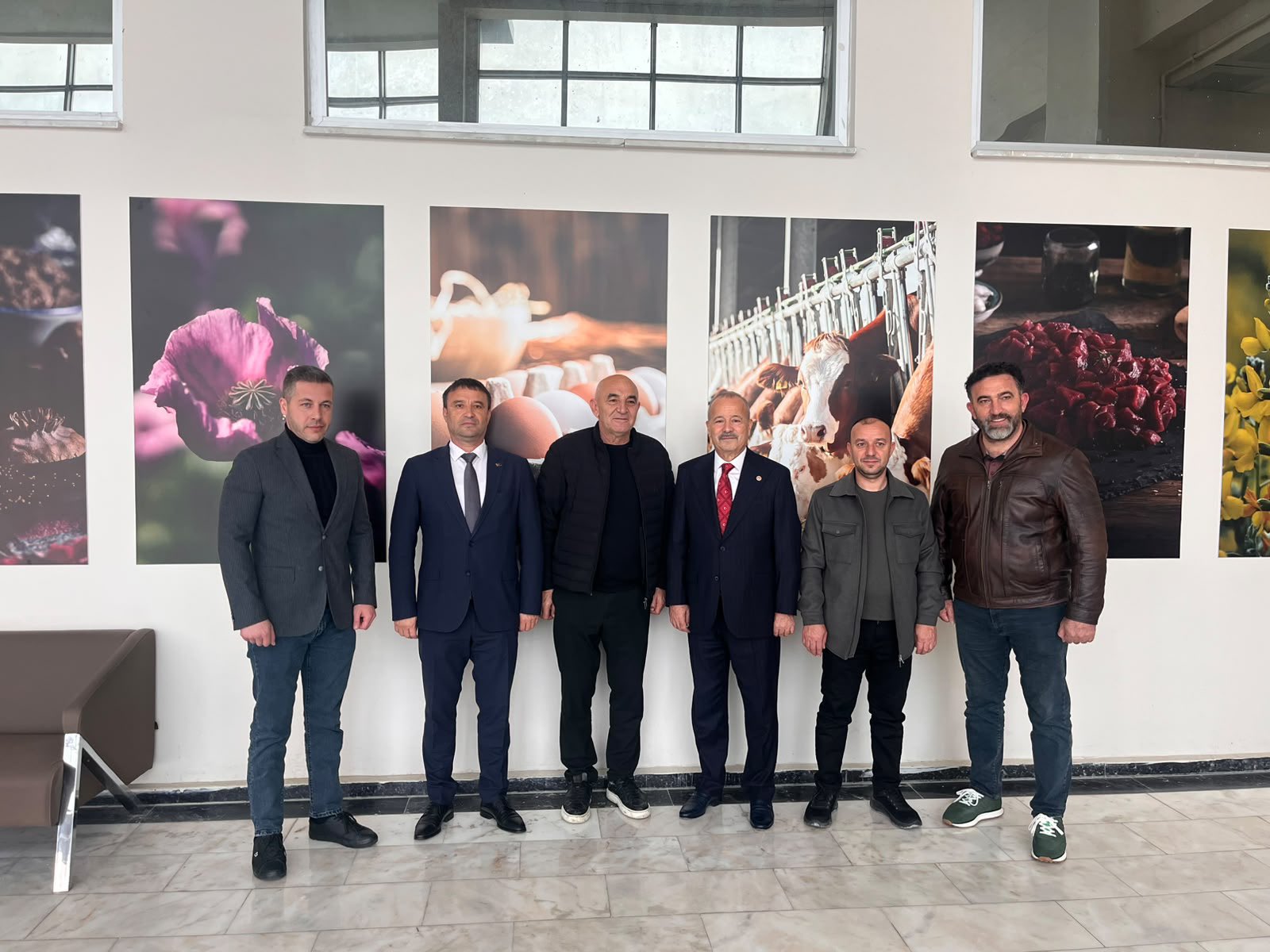 Afyonkarahisar Ticaret Borsası seçimlerinde güven tazeleyerek Yönetim Kurulu Başkanlığına yeniden