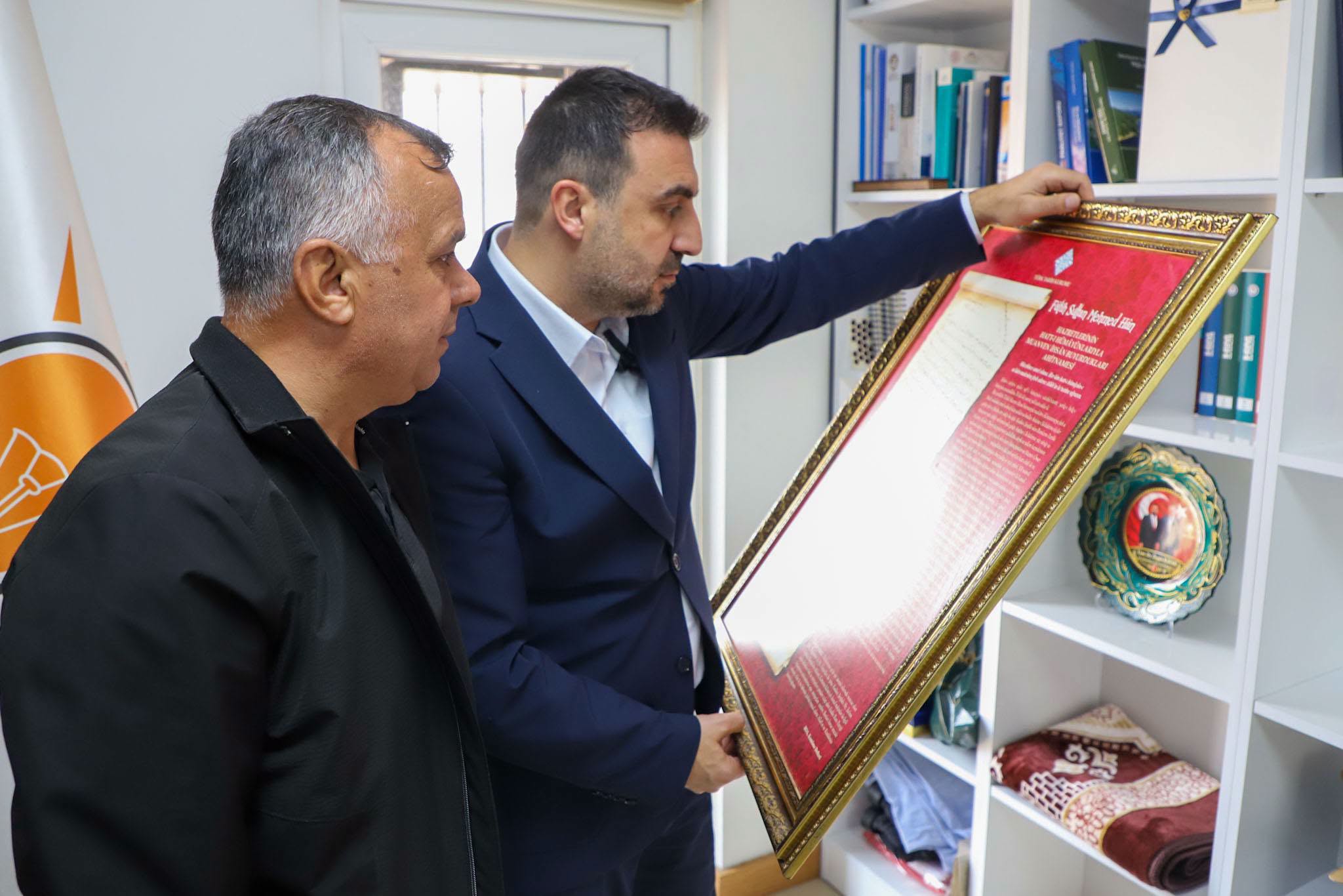 Hocalar teşkilatından Özgür Kavak’a hayırlı olsun ziyareti