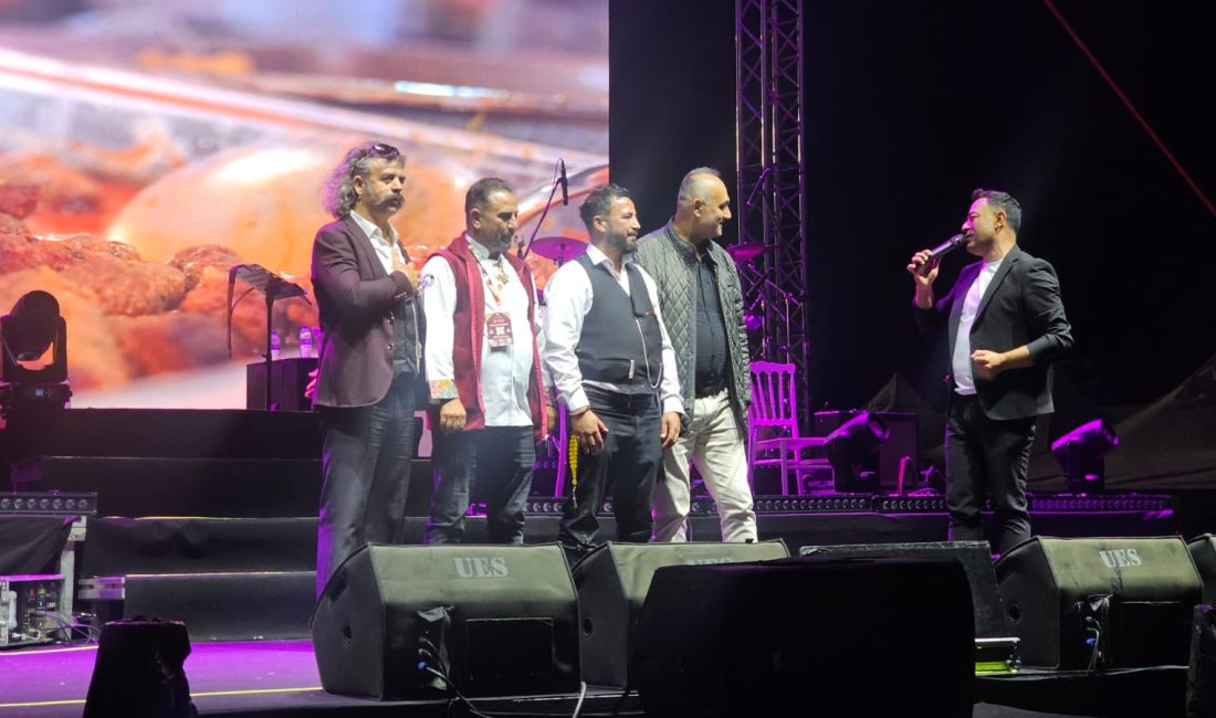 Uluslararası Gastro Afyon Turizm ve Lezzet Festivali’nin son gününde sahneye