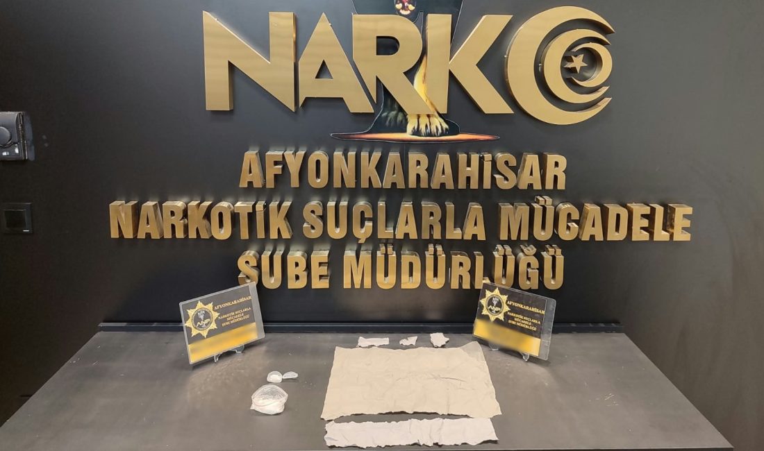 Afyonkarahisar Emniyet Müdürlüğü ekiplerinin uyuşturucuyla mücadele kapsamında gerçekleştirdiği operasyonda, 1.568