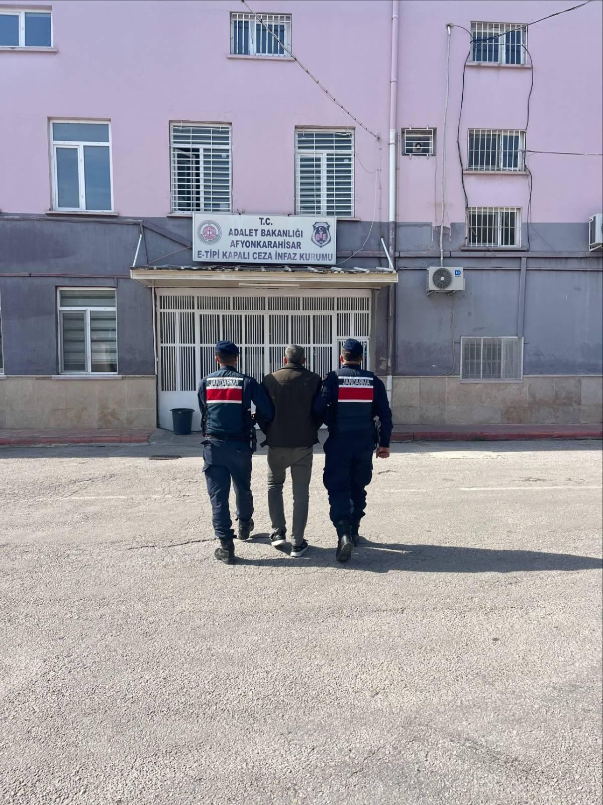 Jandarmadan bir haftada 22 tutuklama 1 Jandarmadan bir haftada 22 tutuklama
