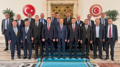 TBMM İdare Amirliği görevine seçilen MHP Afyonkarahisar Milletvekili Mehmet Taytak’a,
