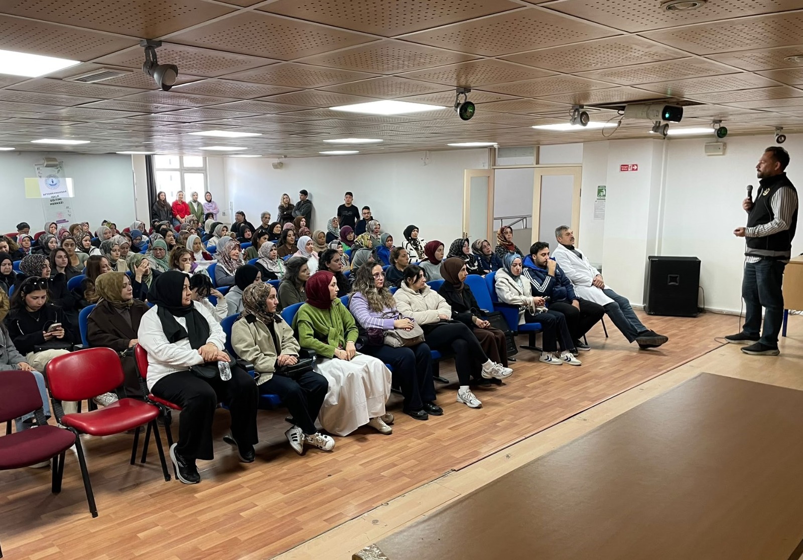 NarkoAnne’den 515 kişiye uyuşturucu bilgilendirmesi 1 NarkoAnne’den 515 kişiye uyuşturucu bilgilendirmesi