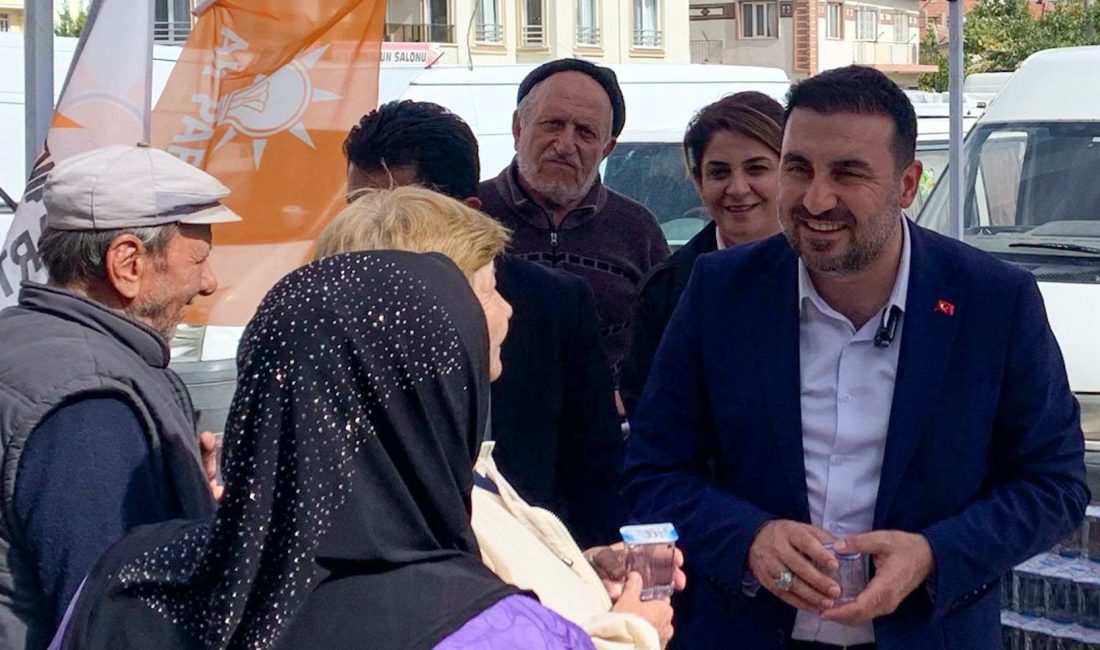AK Parti Afyonkarahisar İl Başkanı Dr. Özgür Kavak ve beraberindeki