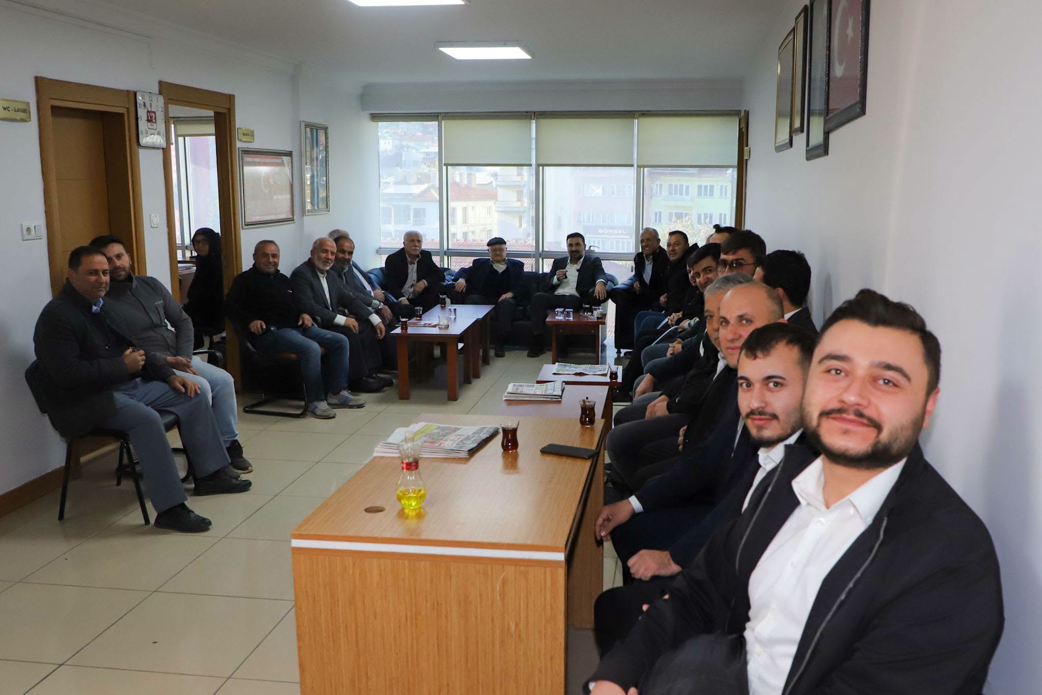 Özgür Kavak vatandaşların taleplerini dinledi