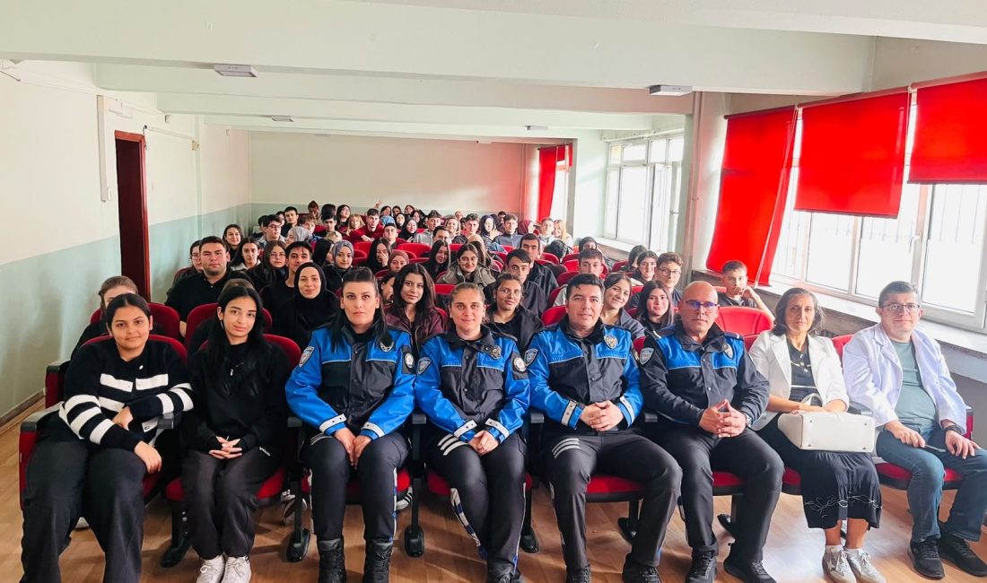 Afyonkarahisar İl Emniyet Müdürlüğü Toplum Destekli Polislik Şube Müdürlüğü ekipleri,