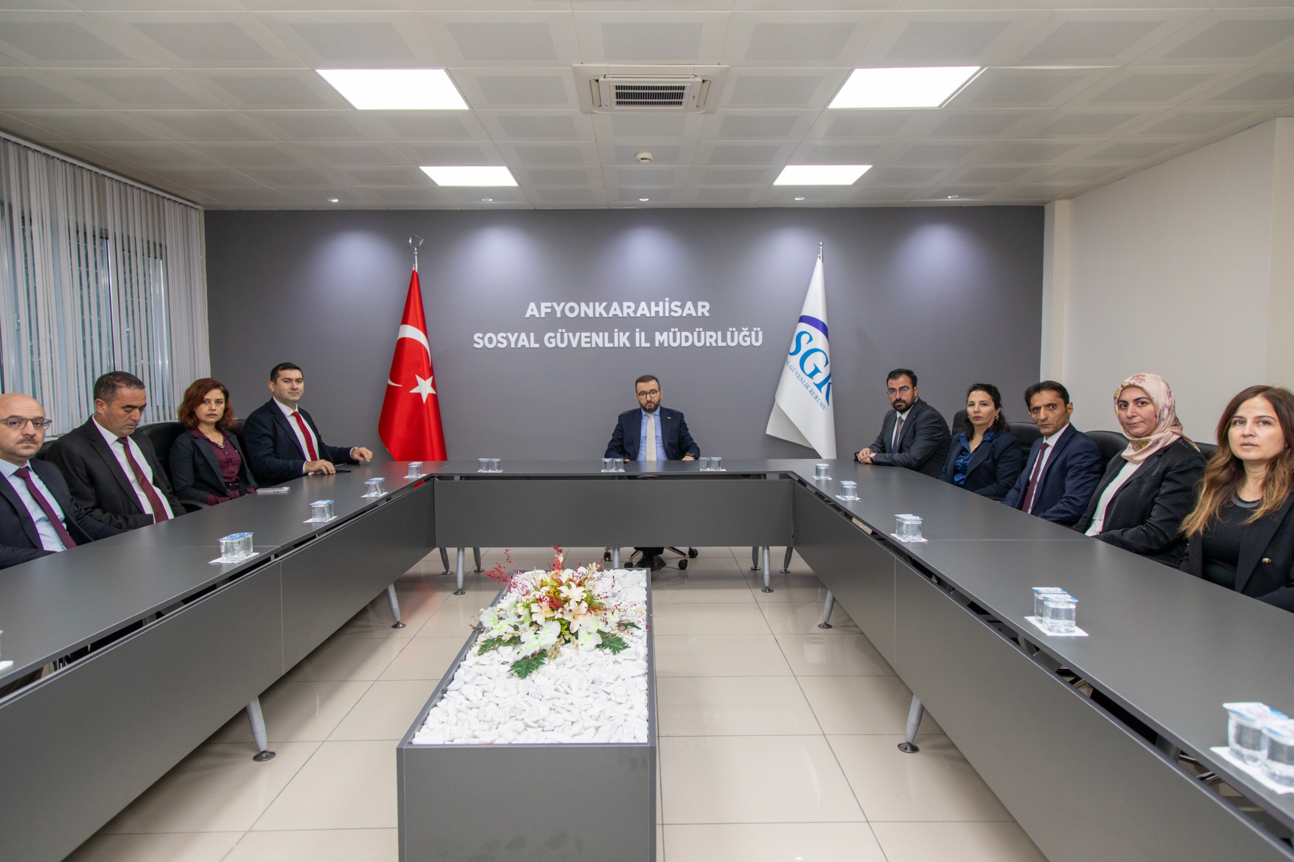 SGK Başkanı Elitaş, Afyonkarahisar’a geldi 2 SGK Başkanı Elitaş, Afyonkarahisar’a geldi