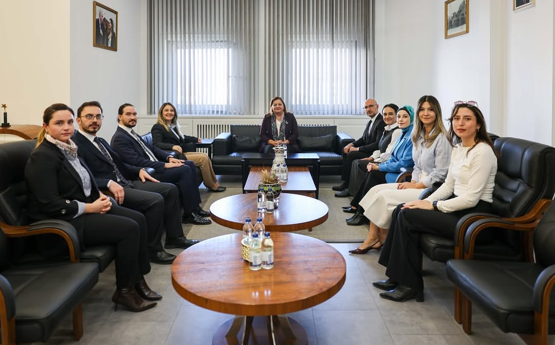 Afyonkarahisar Belediye Başkanı Burcu Köksal, genel kurulun ardından yeniden Afyonkarahisar