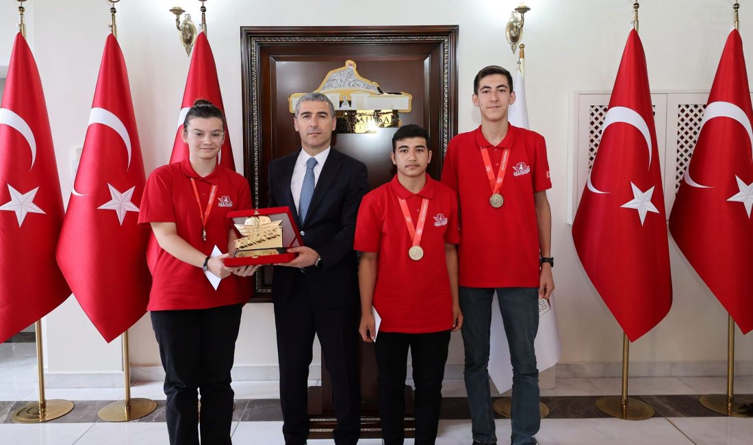 TEKNOFEST 2026’da Türkiye birincisi olan Gazi Mesleki ve Teknik Anadolu