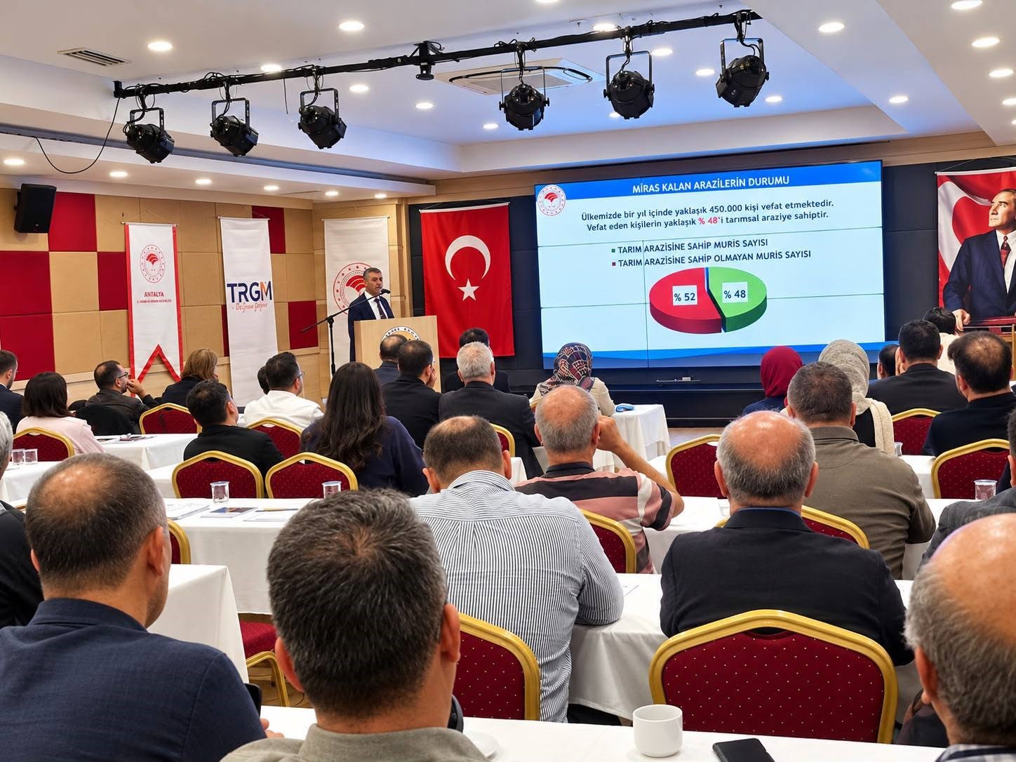 Afyonkarahisar’da Tarım arazilerinin korunması ve bölünmesinin önlenmesi amacıyla düzenlenen "Tarım