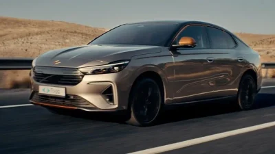 Türkiye'nin yerli otomobili Togg'un T10F 4More Kehribar serisi tanıtıldı.