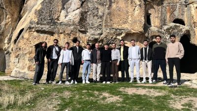 Emirdağ Müftülüğü tarafından üniversite öğrencilerine yönelik ‘Tarih ve Kültür Gezisi’