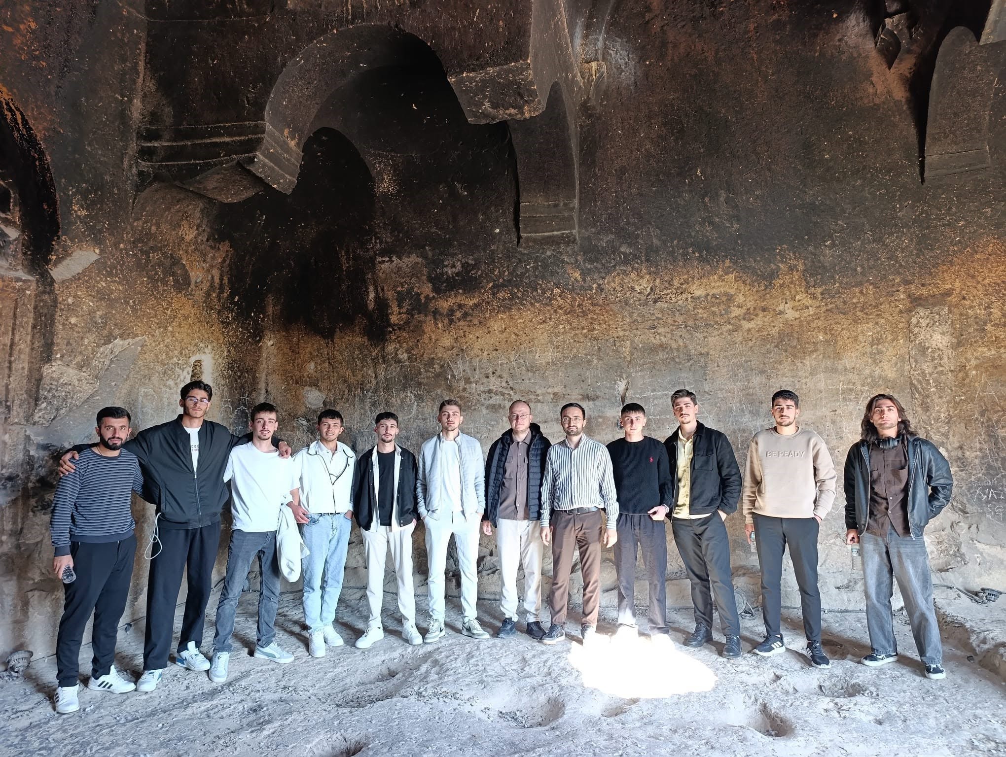 Üniversite öğrencilerine yönelik ‘Tarih ve Kültür Gezisi’ 2 Üniversite öğrencilerine yönelik ‘Tarih ve Kültür Gezisi’