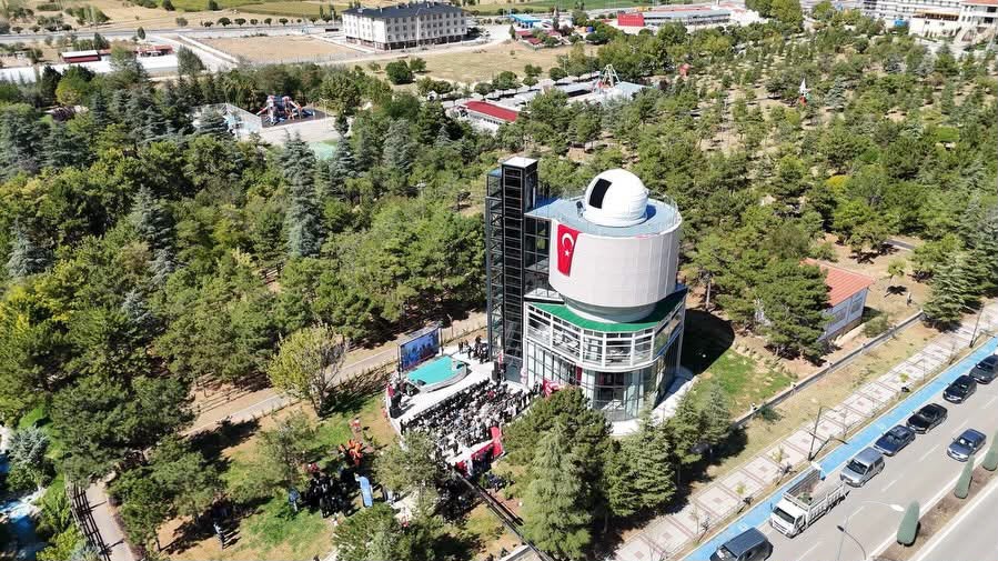 Uzay Gözlemevi’ne 87 seansta 683 ziyaretçi 1 Uzay Gözlemevi’ne 87 seansta 683 ziyaretçi